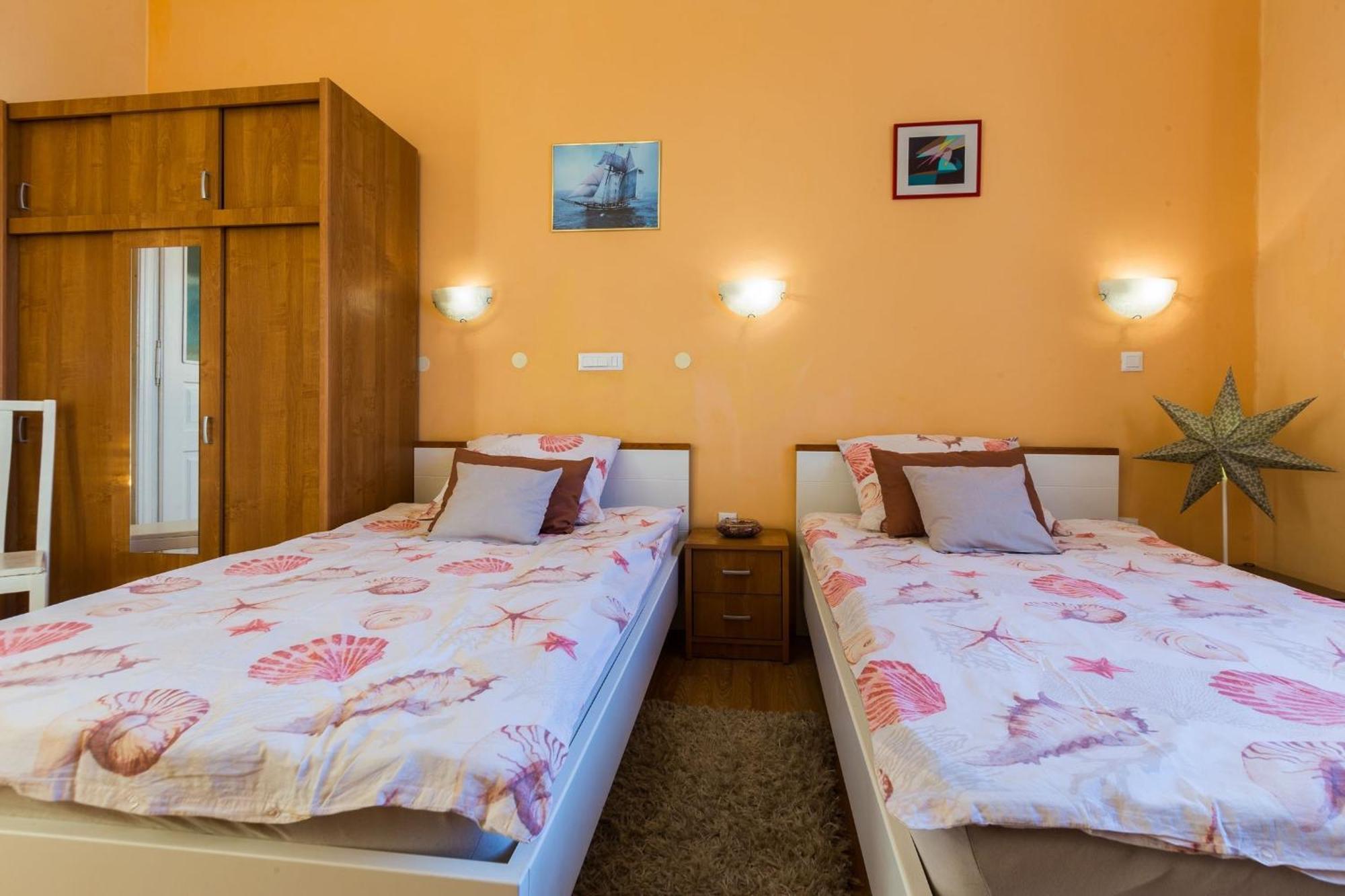 Apartman Charming In With Views *