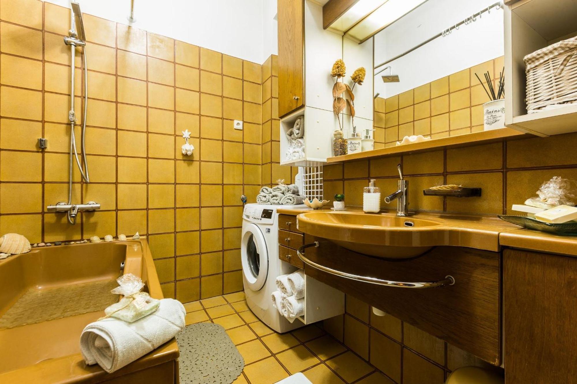 Apartman Charming In With Views Zadar